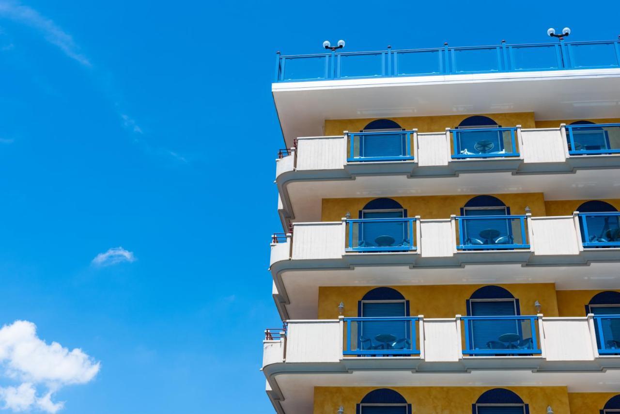 Hotel Brioni Mare Lido di Jesolo Buitenkant foto