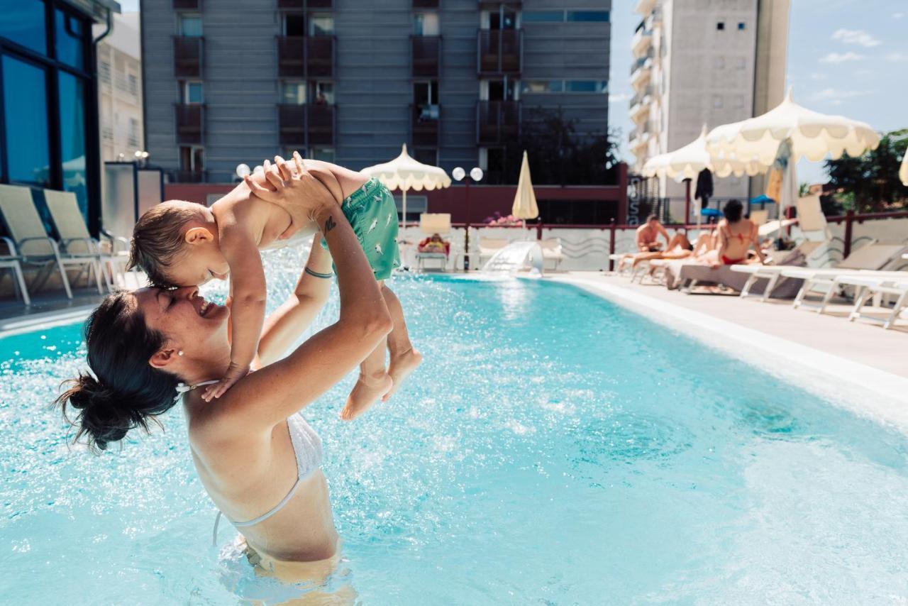Hotel Brioni Mare Lido di Jesolo Buitenkant foto