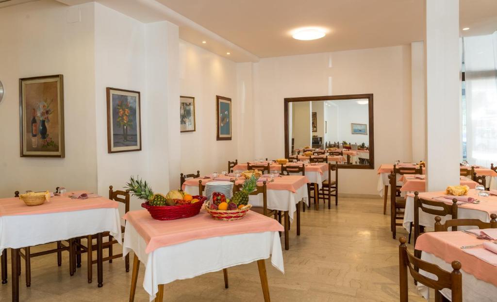 Hotel Brioni Mare Lido di Jesolo Buitenkant foto